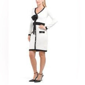 Taylor dress Two-Tone V-Neck Sweater Dress gold details Bow Style Size XS NWT